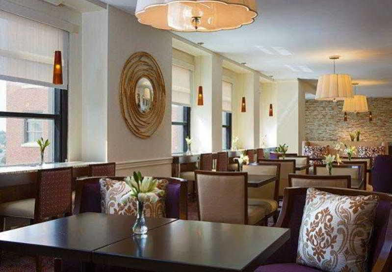 Marriott Pere Marquette Hotel
